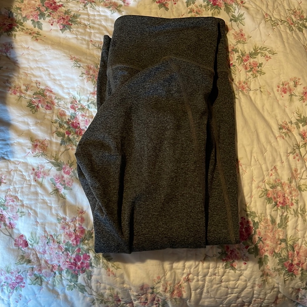 athleta crop leggings size M